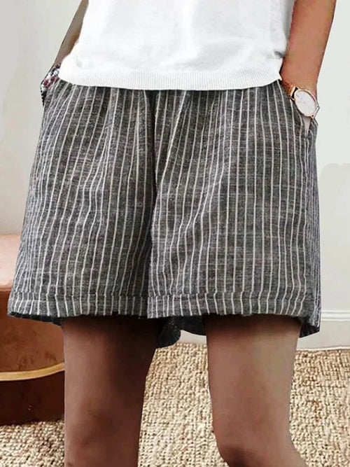 Airy Lorraine striped shorts - The lightness of summer